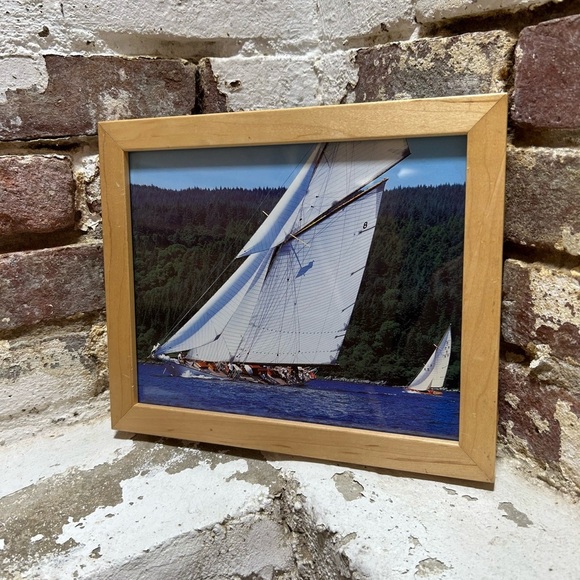 Vintage Framed Yacht Photograph Measures 11.25 x 9.25 x 1 inches. - Picture 5 of 8